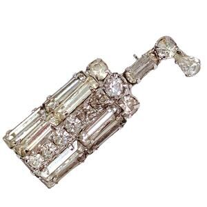 VTG 1950s Weiss Cocktail Shaker Brooch Rhinestone Silver Tone Figural Pin